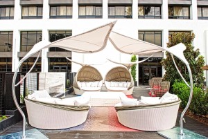 Beverly Hills Marriott Patio Lounge