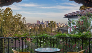 The home features expansive views of Downtown Los Angeles and Griffith Park. Photo courtesy Realtor.com.