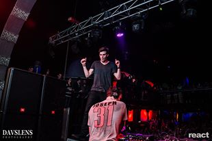 chainsmokers