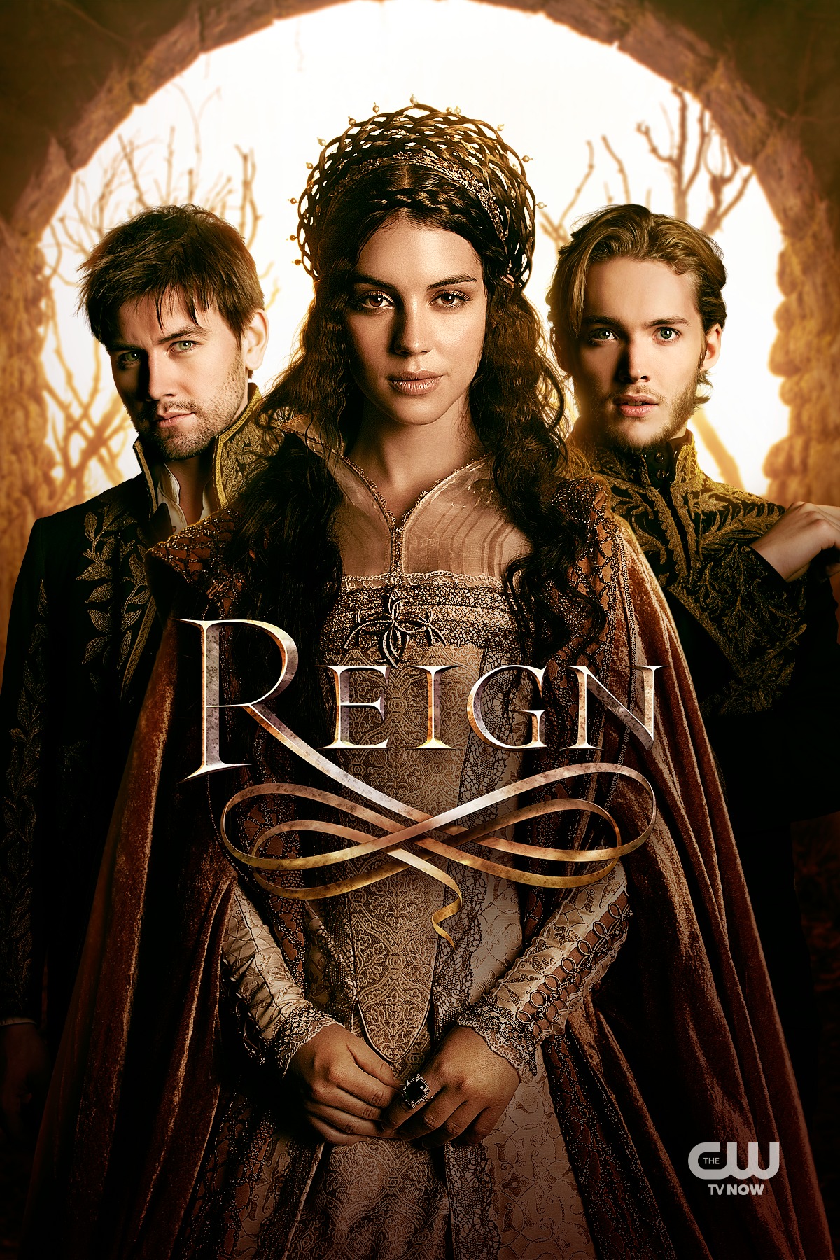 CW s Reign Thrills Each Week Canyon News