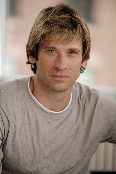 Roger_howarth