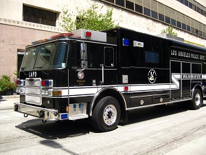 LAPD_SWAT_truck_-_1_1