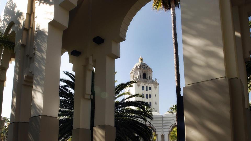Beverly_Hills_City_Hall_3