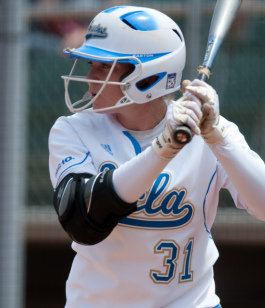 Long Ball Puts UCLA Softball In Super Regionals
