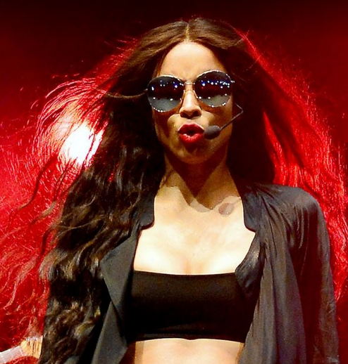 Ciara took the stage to pay tribute to music icon Janet Jackson.