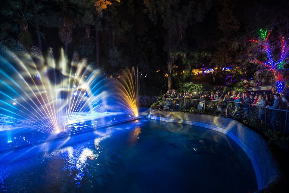 L.A. Zoo Lights Show Festivities Canyon News