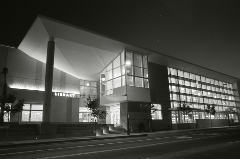 Santa Monica Library To Host Financial Planning Seminar