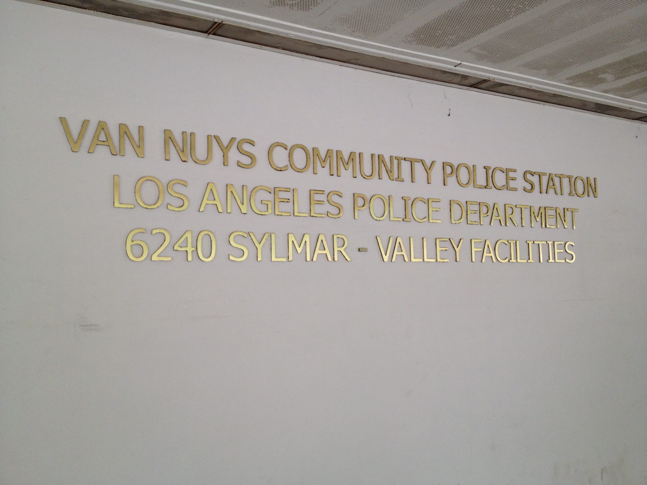 Woman Tied Up, Robbed In Her Sherman Oaks Home