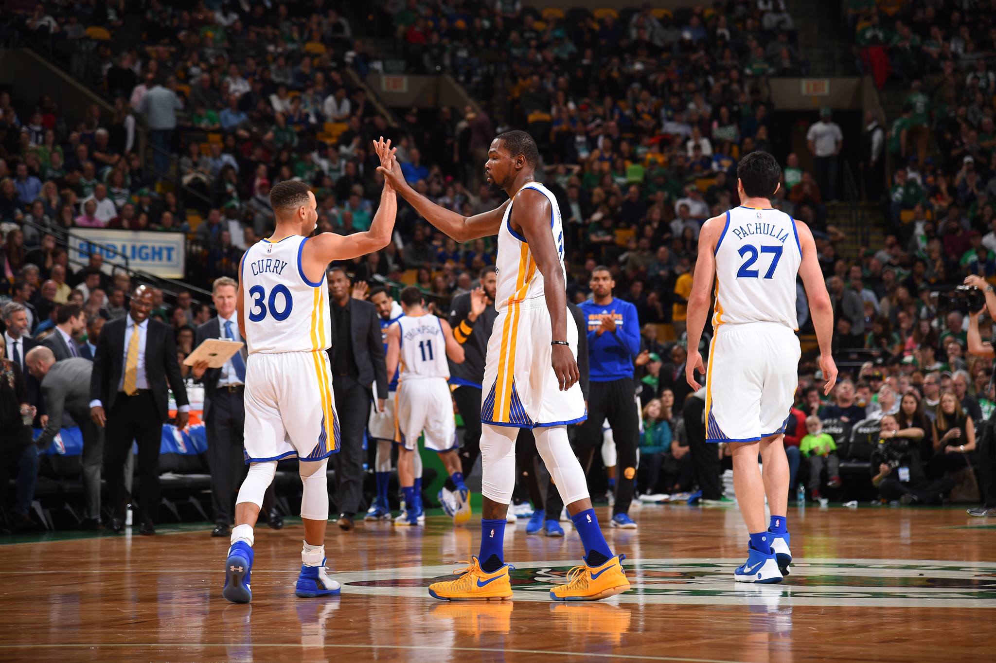 Warriors Beat Celtics, Thompson Leads All Scorers