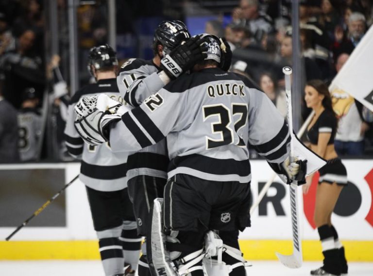 Jonathan Quick Returns To LA Kings After Absence