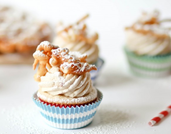 Funnel Cake Cupcakes, from Confessions of a Cookbook Queen