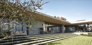 Billionaire Daryl Katz Nets Malibu Property For $85 Million