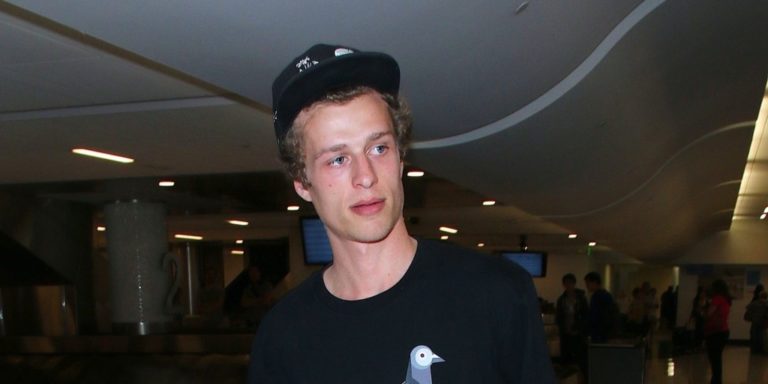 Conrad Hilton Pleads No Contest