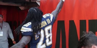 Chargers Dominate Browns 38-14