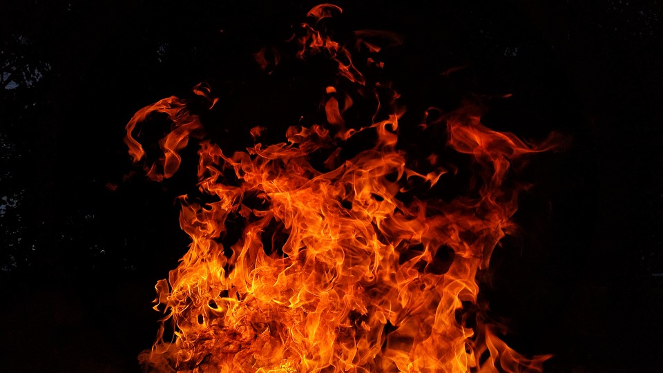 fire-2821775_960_720