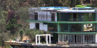 Hadid Mega Mansion Faces More Opposition