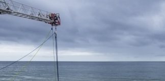 Hang Glider Rescued From Crash Landing On PCH