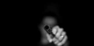 Man Shot In Hollywood Hills, No Suspect