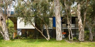 Visit Eames House, Mid-20th Modern Architecture Online