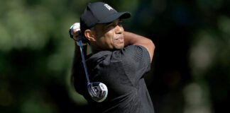 Tiger Woods Looks To Battle Bay Area Elements