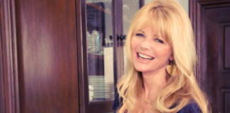 Cheryl Tiegs Sells Balinese-Style Home