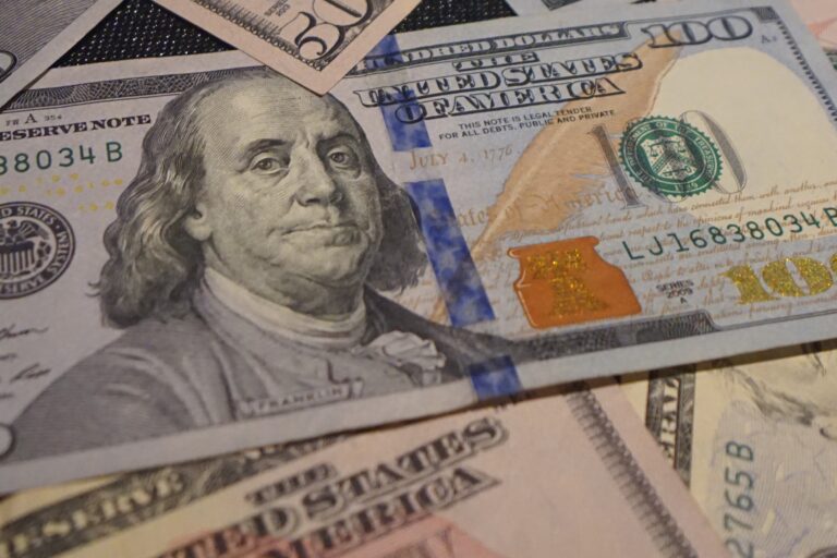 LA Small Businesses Receive $7.6 Million In COVID Relief