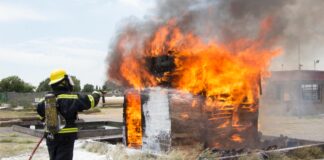 Firefighters Take Down Structure Fire In Vacant Hollywood Home
