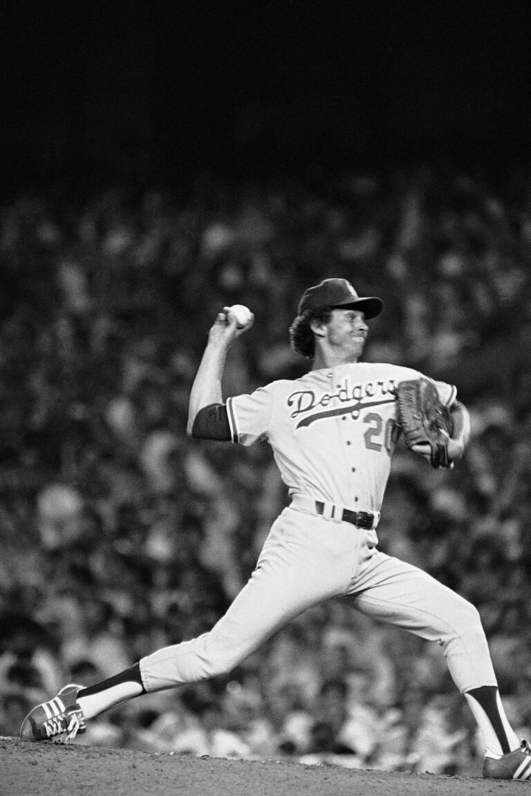 Baseball Hall Of Famer Don Sutton Dies