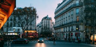 LAPD Hunt For Hit-And-Run Driver