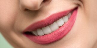 How Do Foods Affect Your Teeth – And What Can You Do About It?