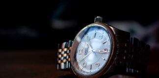 Follow At Home Robbery In Hollywood