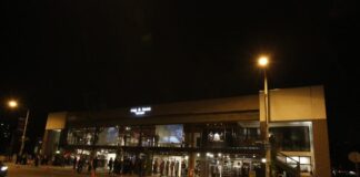 LAPD Seeking Public’s Help In Identifying Melrose Robbery Suspect