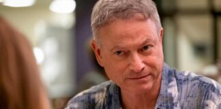 Gary Sinise Honors New York First Responders