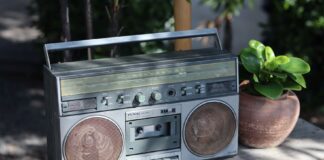 LA County Distributing NOAA Radios To Malibu Resients