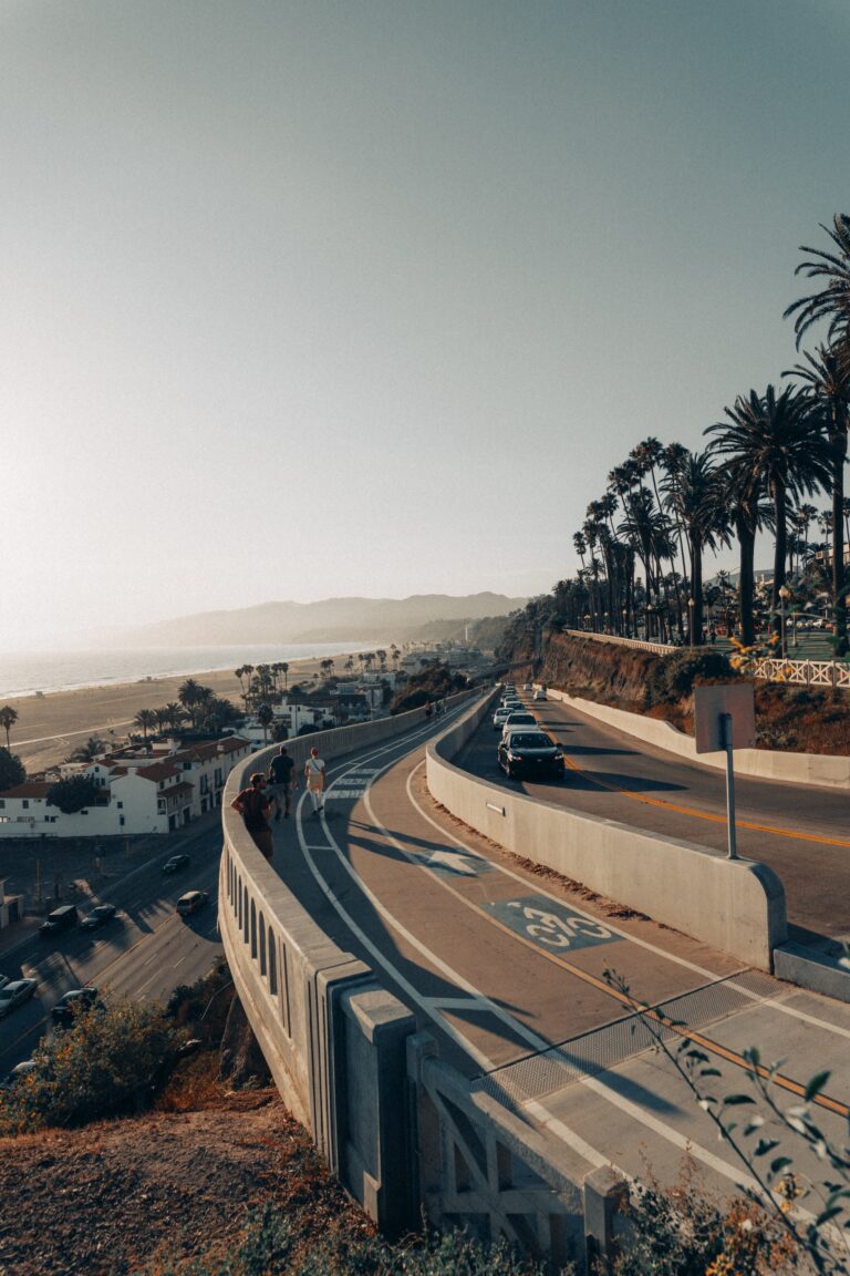 City Announces Freeway Closures To Stabilize Bluffs
