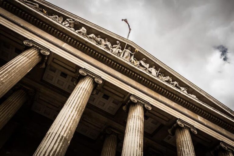How Businesses Stay On Top Of The Ever Changing Legal Landscape?