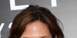 “Stereophonic,” “The Outsiders” Win Top Prizes At 2024 Tony Awards