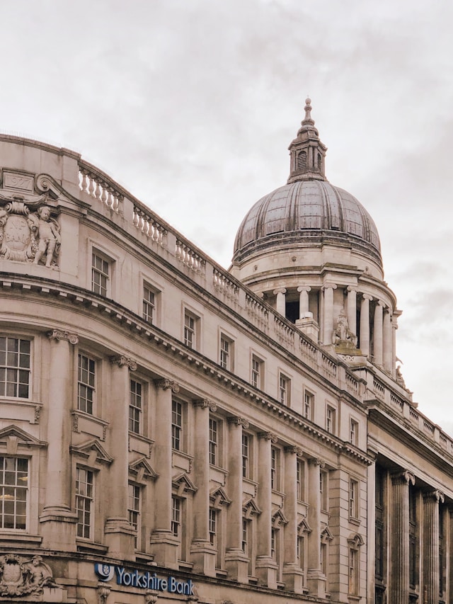 jon-tyson-LrelYw-gVBQ-unsplash