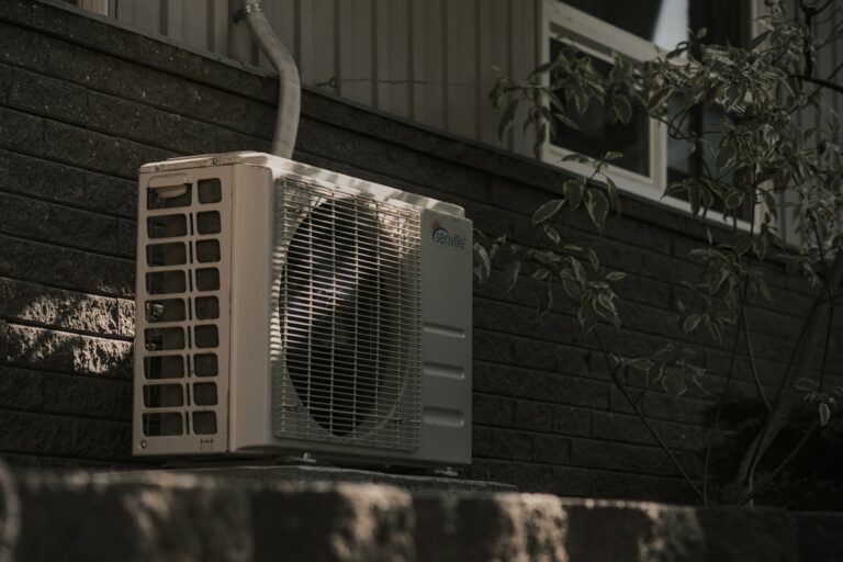 How To Safely Install A Do-It-Yourself AC Unit At Home?