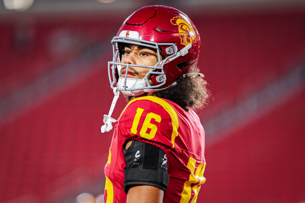 USC Football Tanook Hines