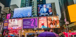 Visualize Hashtag Holograms: When Social Media Trends Step Into The Real World