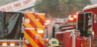 LAFD Battle Laundry Room Blaze At Sherman Oaks Galleria