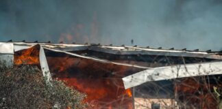 Firefighters Extinguish Apartment Fire In Sherman Oaks