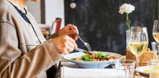 How Eating Habits Reflect Modern Lifestyle