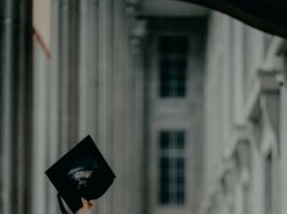 What Is The Perfect Gift For A Graduate?