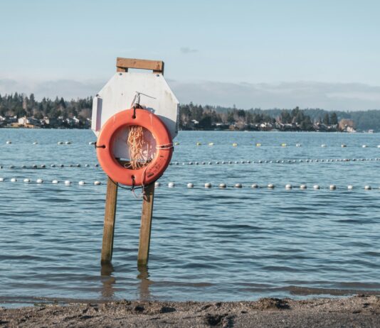 Is Your Teen Beach-Ready? A Parent’s Guide To Water Safety In Los Angeles