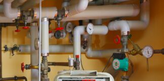 SoCalGas Technicians Conducting Natural Gas Safety Inspections
