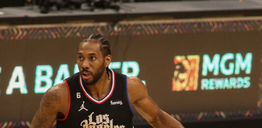 Kawhi Leonard Trade To Raptors On Hold