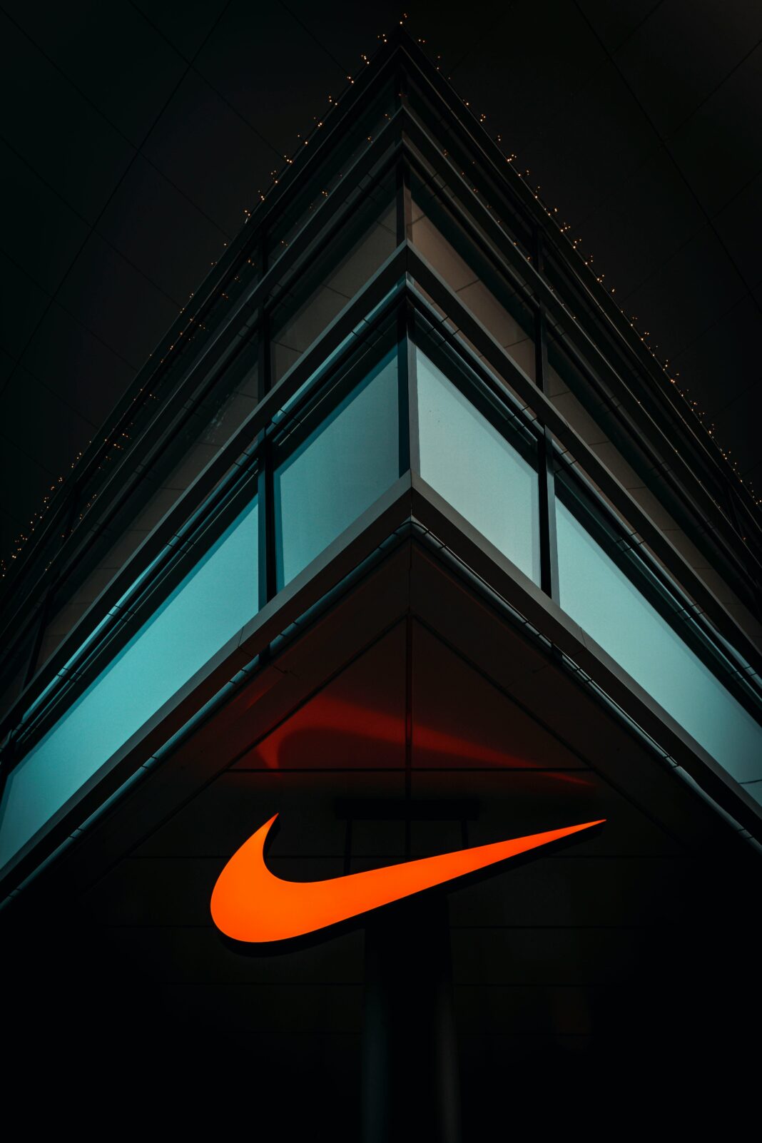 paul-steuber-SrrFCmYXHLg-unsplash