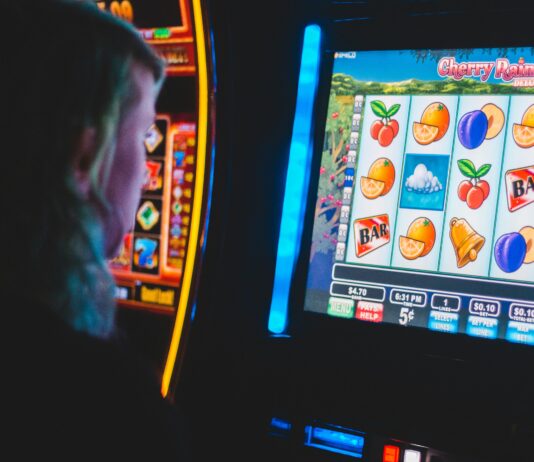 A Look At Why Online Slots Are So Successful